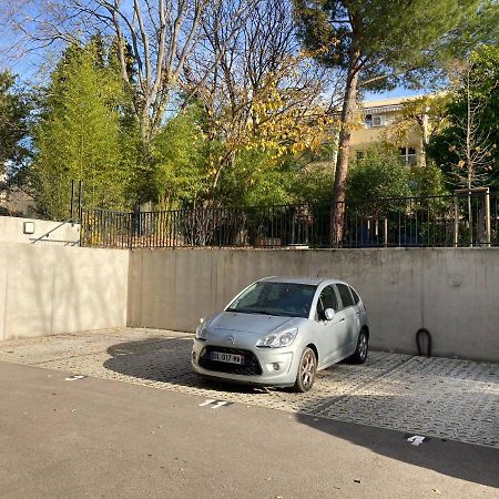 Appartement Design Au Coeur De Montpellier Avec Parking Prive Luaran gambar