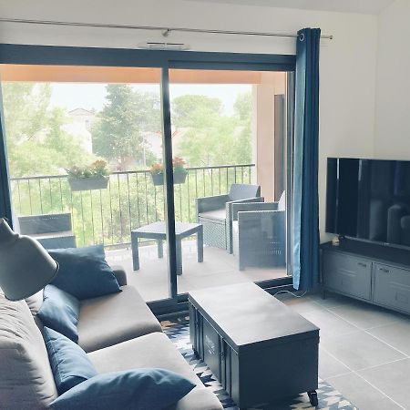 Appartement Design Au Coeur De Montpellier Avec Parking Prive Luaran gambar